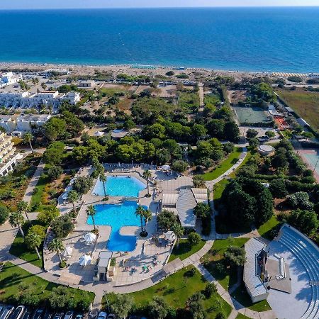 Hotel Nicolaus Club La Giurlita Ugento Esterno foto