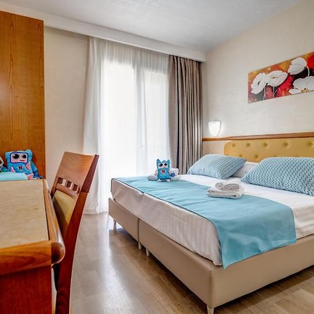 Hotel Nicolaus Club La Giurlita Ugento Esterno foto
