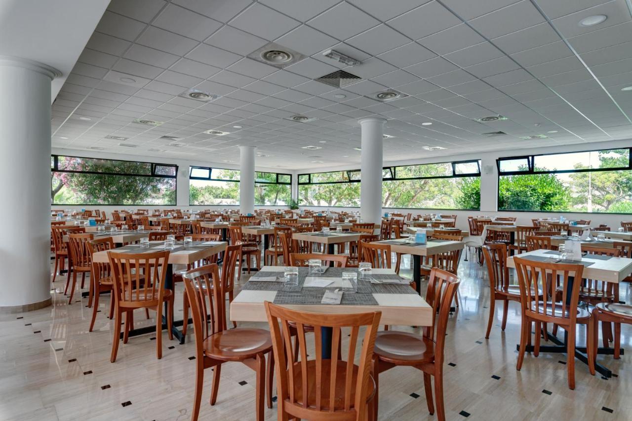 Hotel Nicolaus Club La Giurlita Ugento Esterno foto