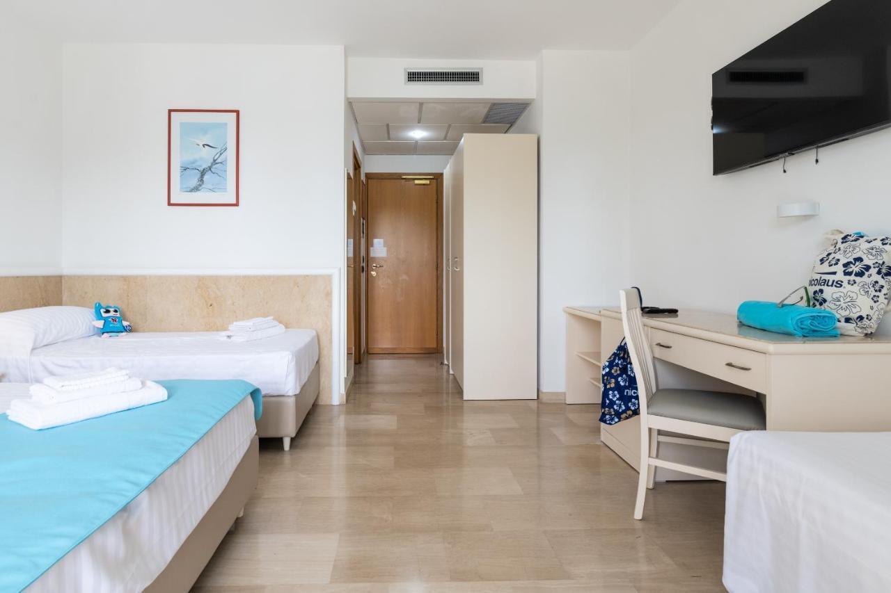 Hotel Nicolaus Club La Giurlita Ugento Esterno foto