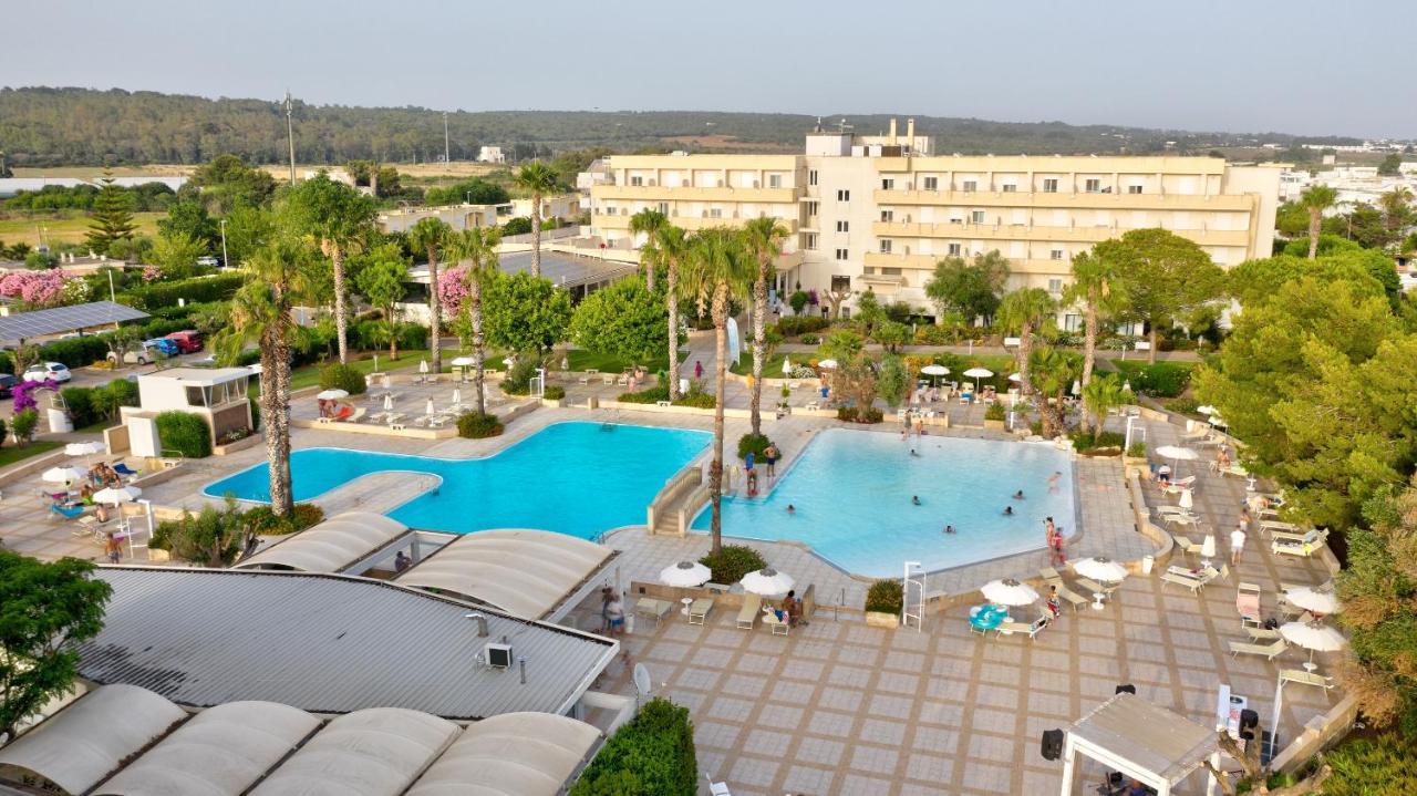 Hotel Nicolaus Club La Giurlita Ugento Esterno foto