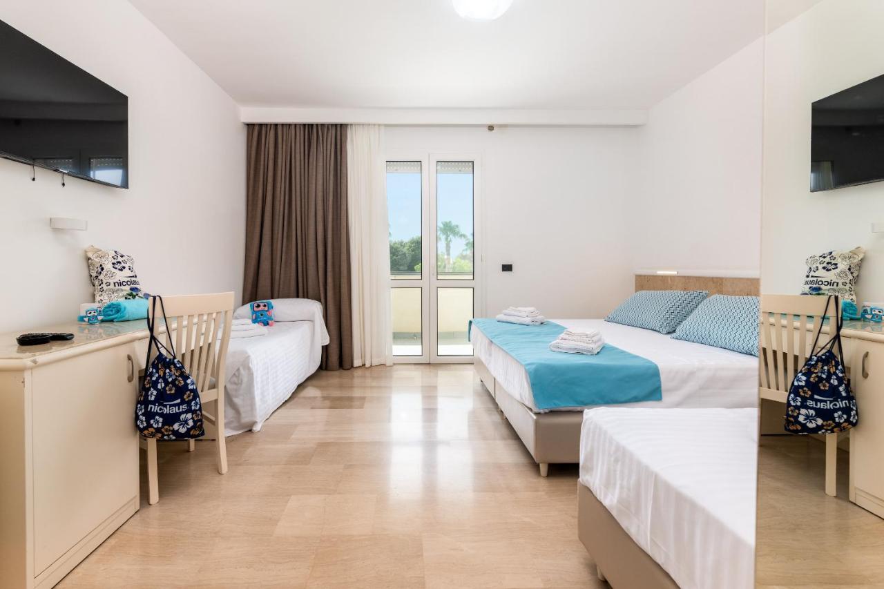 Hotel Nicolaus Club La Giurlita Ugento Esterno foto