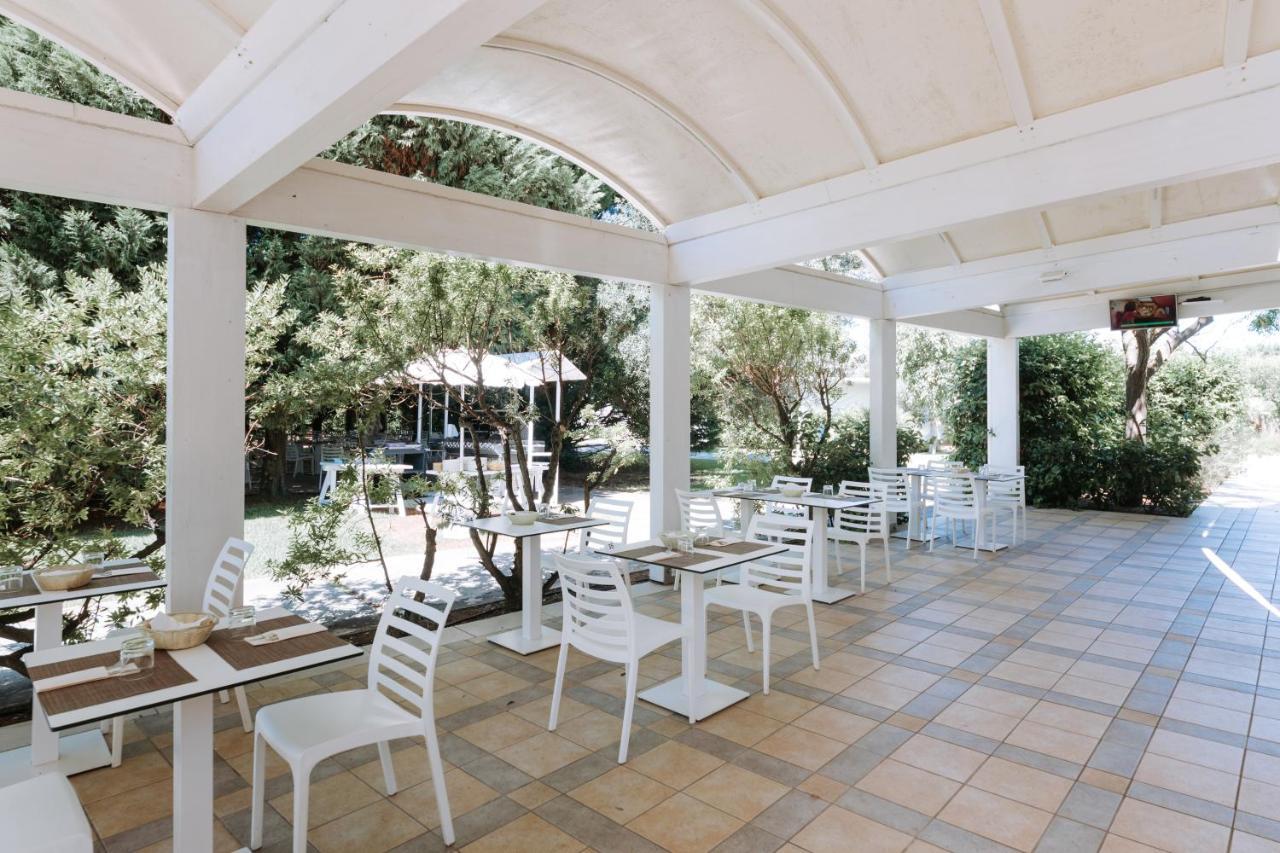Hotel Nicolaus Club La Giurlita Ugento Esterno foto